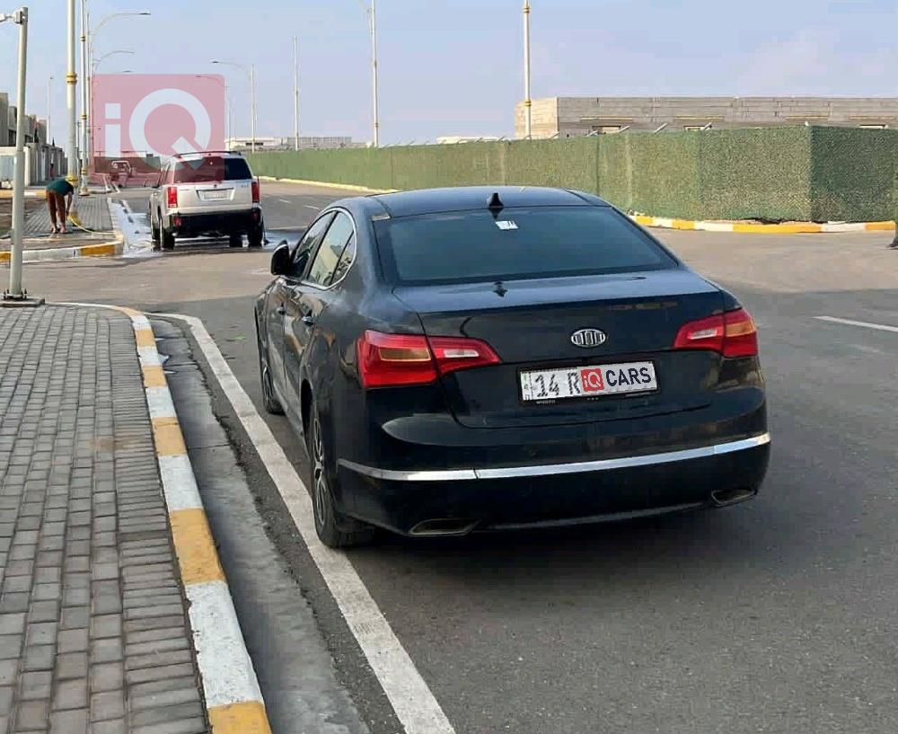 كيا كادينزا